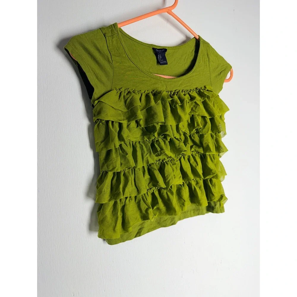 Forever 21 Girls Olive Green Ruffle Front Short Sleeve Top Size M 9/10